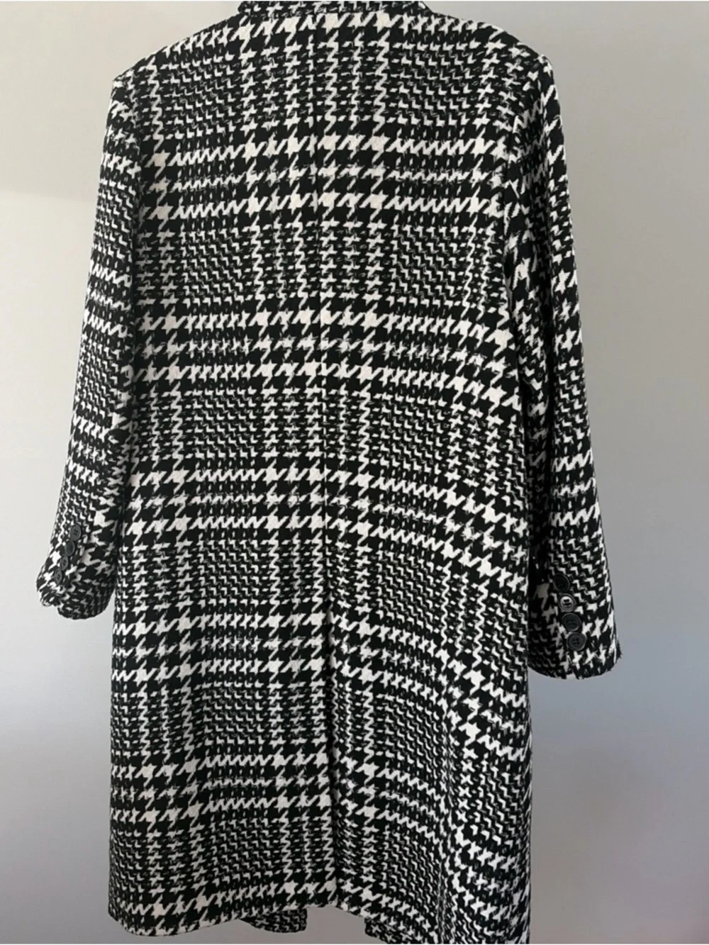 Aqua 100% Exclusive Houndstooth Knee Length Jacket Size Medium - Picture 7 of 9